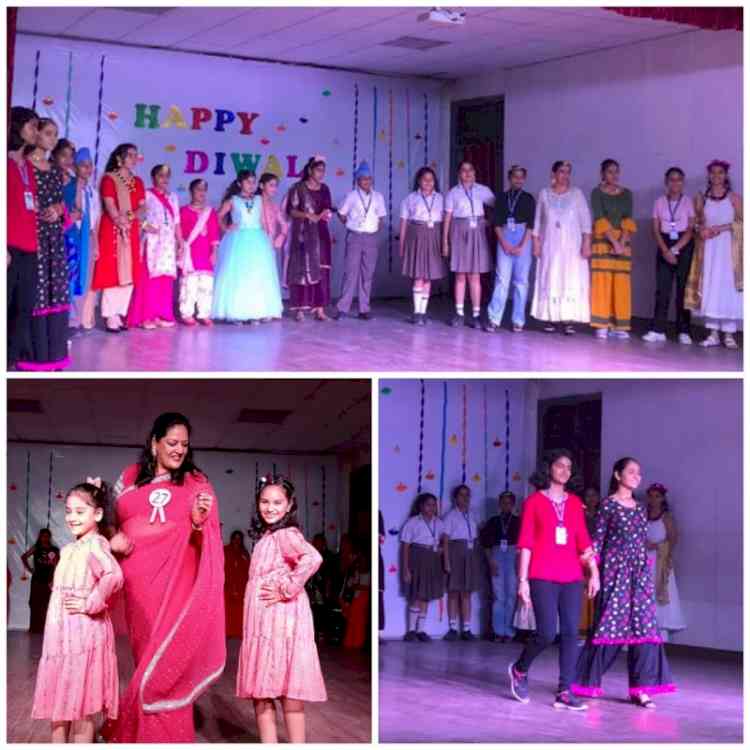 Students, parents and grand parents dazzle at Apeejay School, Rama Mandi, Jalandhar in Razzle Dazzle 2.0