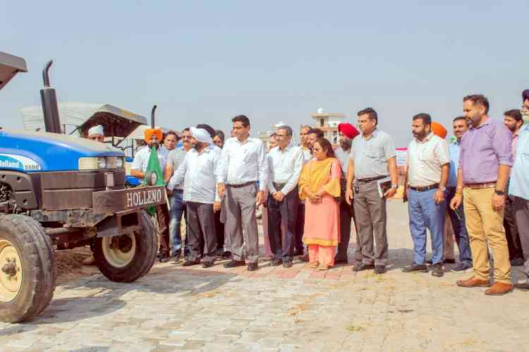 Max Hospital gives 6 super seeder machines to farmers