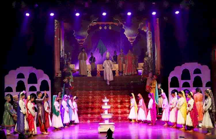 Vivek High students recreate Mughal era through an English play - Noor-e-Babur