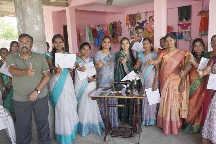 18 Poor women of Rudrur given away 18 sewing machines after completion of their 60-days tailoring training