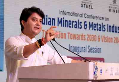 Jyotiraditya Scindia tests positive for Covid-19, had met CM on Monday