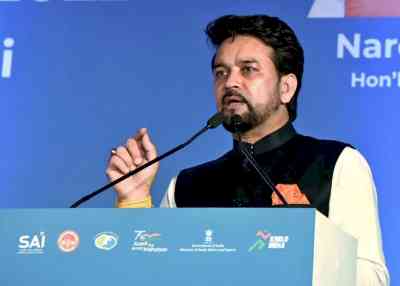 Union minister Anurag Thakur pushes bus stranded in Himachal