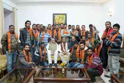 26 Congress leaders join BJP in Himachal