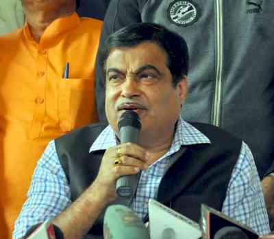 Gadkari reviews issues of NH projects in NE, Sikkim