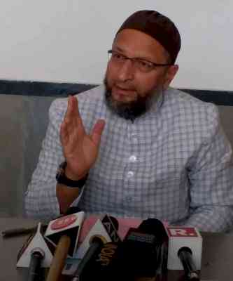 SC quashes bail to two accused in attack on Owaisi in UP