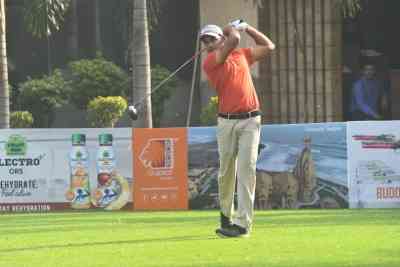 Golconda Masters golf: Manu Gandas takes big step towards title defence, extends lead to six shots