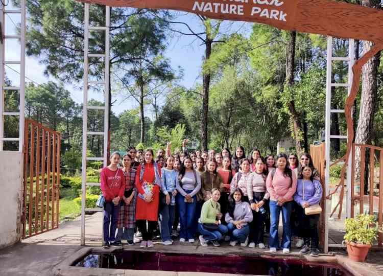 KMV organises an educational-cum-excursion trip to Palampur for the students