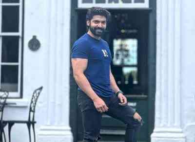Gurmeet Choudhary falls in love with Cape Town on SA visit