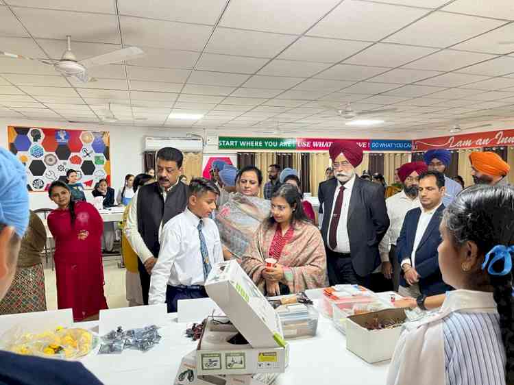 Deputy Commissioner inaugurate Atal Tinkering Lab at Nankana Sahib Public School