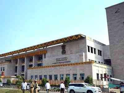 AP HC asks CID to question ex-minister in Hyderabad