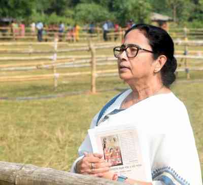Mamata questions 'mysterious' frequent deaths of migrant workers from Bengal