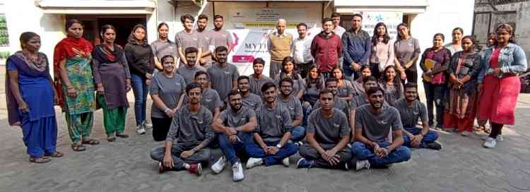 Enactus SSBUICET Team visits Versatile Group, Ludhiana to expand horizons of Uday Project beyond Chandigarh