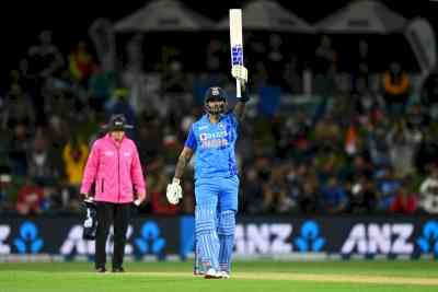 IND v NZ, 2nd T20I: Suryakumar's unbeaten 49-ball ton propels India to 191/6 despite Southee hat-trick