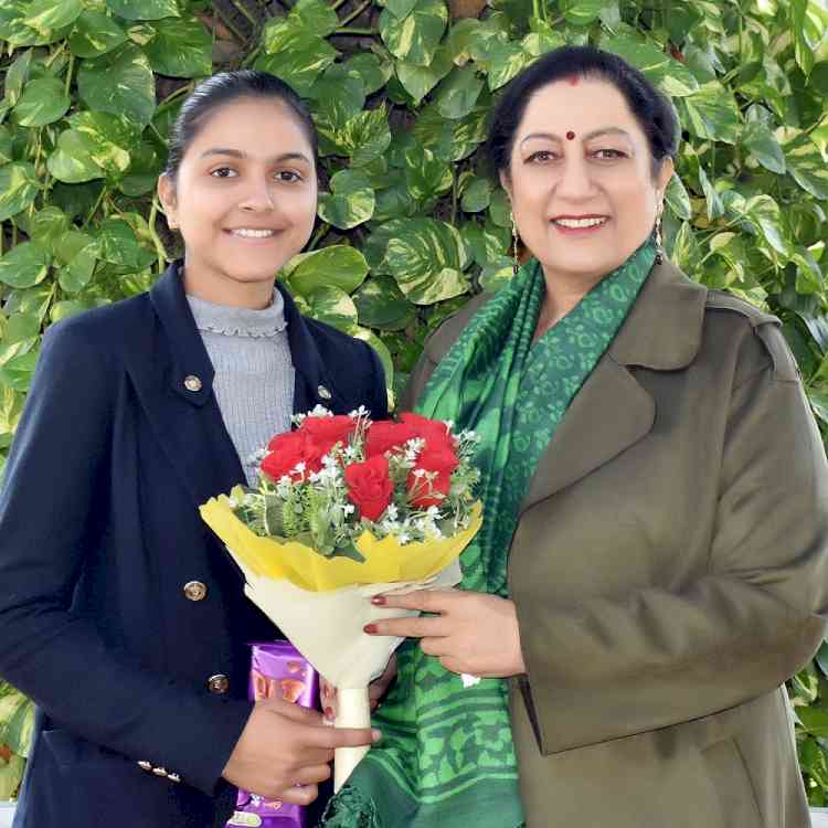 KMV’s Ruhi Dhiman makes college proud by clearing Air Force Common Admission Test in very first attempt