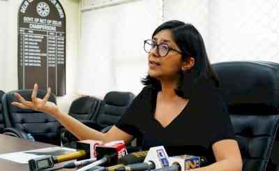 After Jama Masjid admin bans women's entry, DCW issues notice to Imam