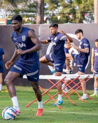 ISL 2022-23: Unbeaten Mumbai City face winless NorthEast United in a contrasting clash (preview)
