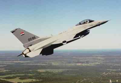 Egyptian fighter jet falls during training, no casualties