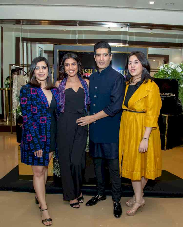 India’s leading couturier Manish Malhotra launches his exclusive Luxury Long Stay ‘Face Makeup Range’ and a new range of Long Stay ‘Powder Matte’ Luxury Lipsticks with MyGlamm