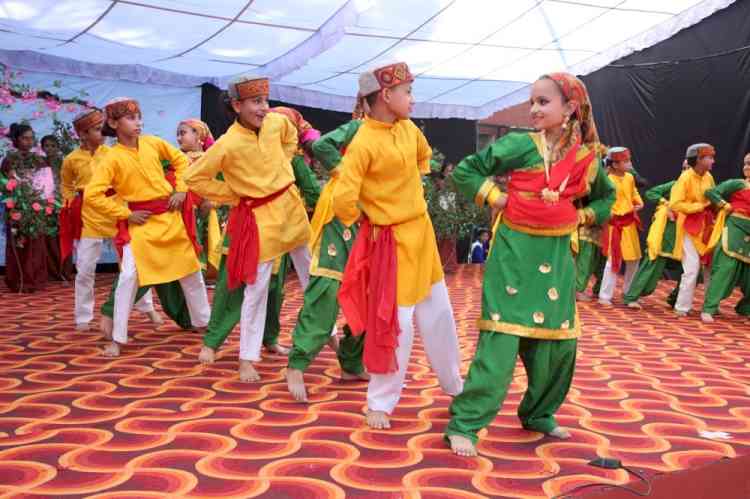 I.S. Dev Samaj School celebrates Annual Function ‘Guldasta’