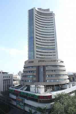 Indian stock markets touch new highs on Tuesday
