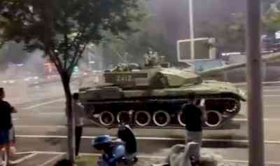 Tanks on streets of China rekindles fears of Tiananmen Square