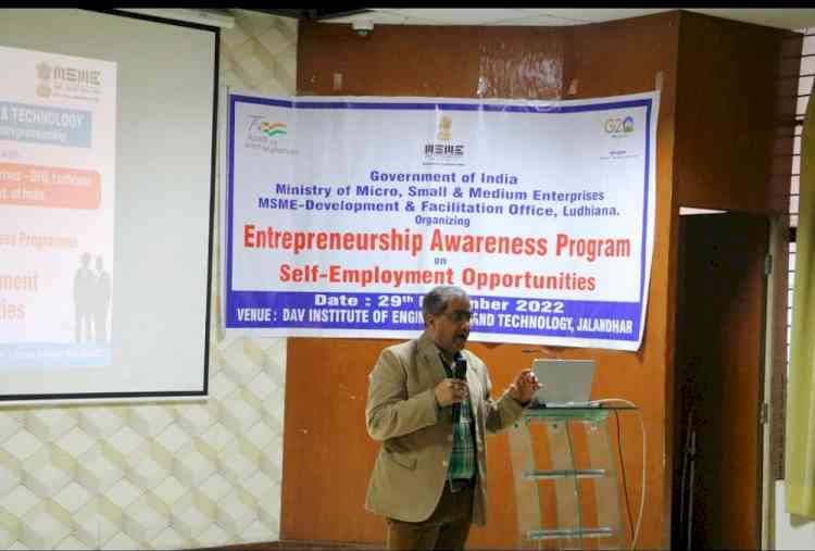 Entrepreneurship Awareness Program on Self Employment Opportunities organised at DAVIET