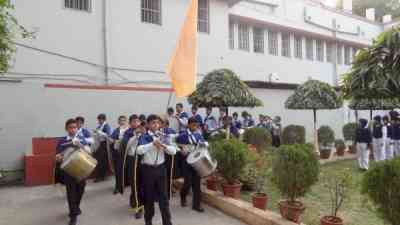 Ramakrishna Mission school refuses to adhere to Bengal govt's blue-white dress code for students
