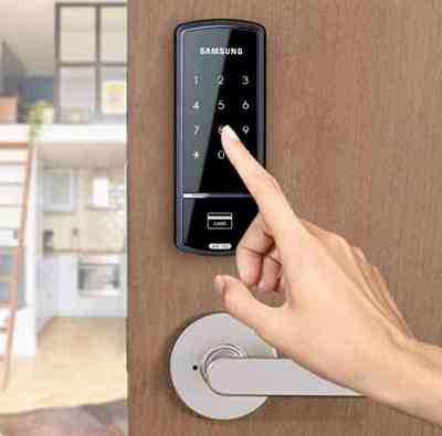 Samsung, Zigbang partner to unveil unique UWB-based smart door lock