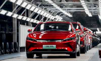 Chinese EV maker BYD widens market leadership gap with Tesla in Q3