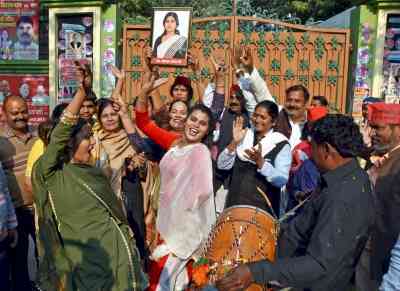 SP wins Mainpuri, Khatauli goes to RLD, BJP takes Rampur