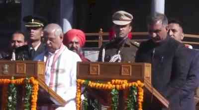 Organisation man Sukhu takes oath as 15th Himachal CM