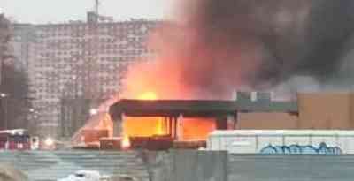 Second Russian shopping mall mysteriously destroyed by fire raising suspicions of sabotage