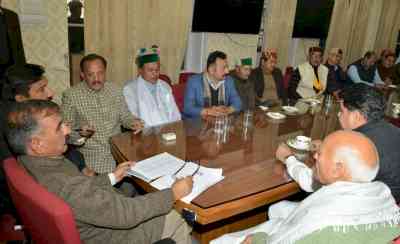 Himachal CM for redressal of grievances on priority