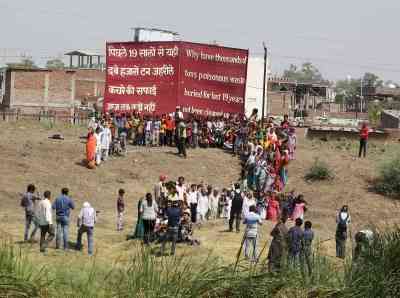 Bhopal: Over 1K families on streets as illegal houses demolished