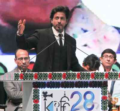 Social media toxicity affects collective narrative, makes it divisive and destructive: SRK