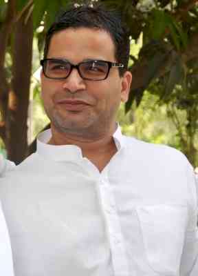 Prashant Kishor demands withdrawal of liquor ban in Bihar