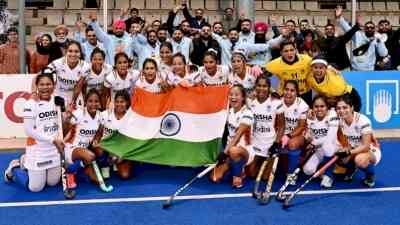 Punjab minister congratulates women's hockey team for title win