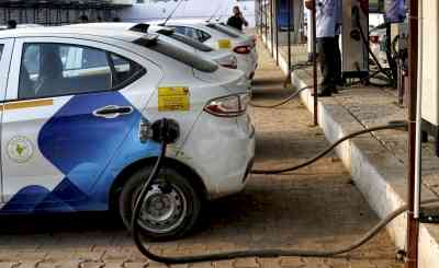 EV sales see spike in India, from 48,179 in 2020-21 to 4,42,901 in 2022-23