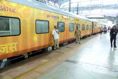 6,361 catering services complaints in Rajdhani Trains in last 3 years