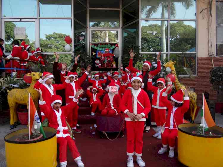 Xmass Celebration at Adarsh Public Smart School Sector 20 B 