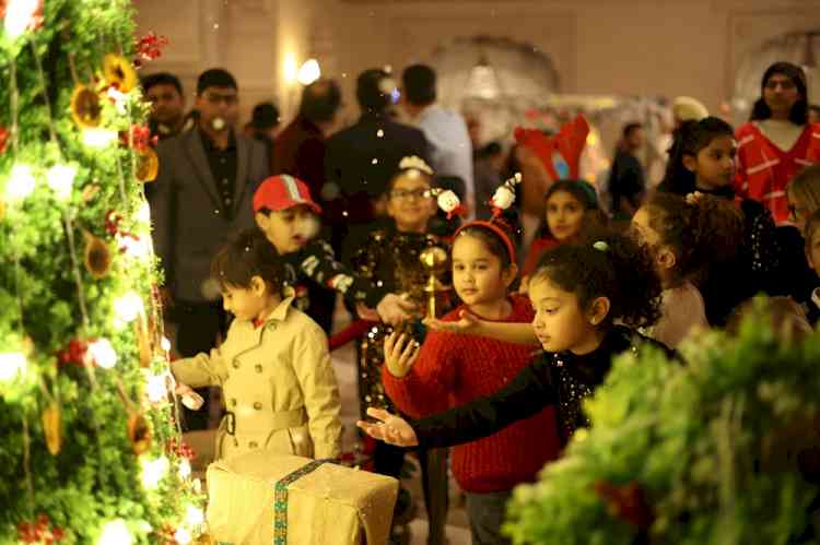 The Season of Tree Lighting and Making Merry at Fairmont Jaipur 