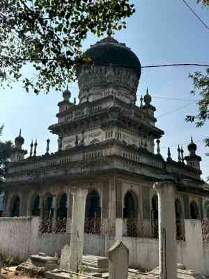 Hyderabad's Saidani-Ma Tomb to be restored by Aga Khan Trust