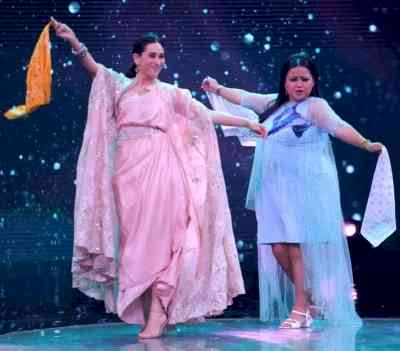 Karisma recreates iconic 'Kajra Mohabbat Wala' song with Bharti Singh
