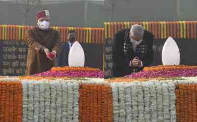 Leaders pay floral tributes to Vajpayee on his birth anniversary