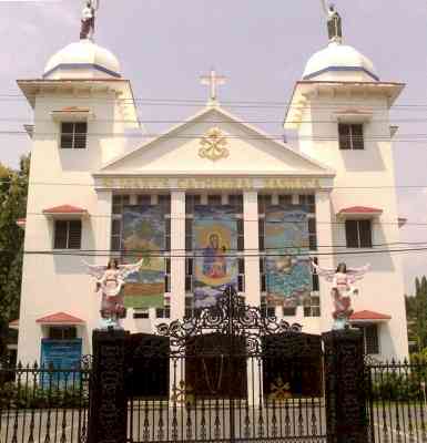 Quarrel between priests leaves Kerala cathedral deserted on Xmas eve, day