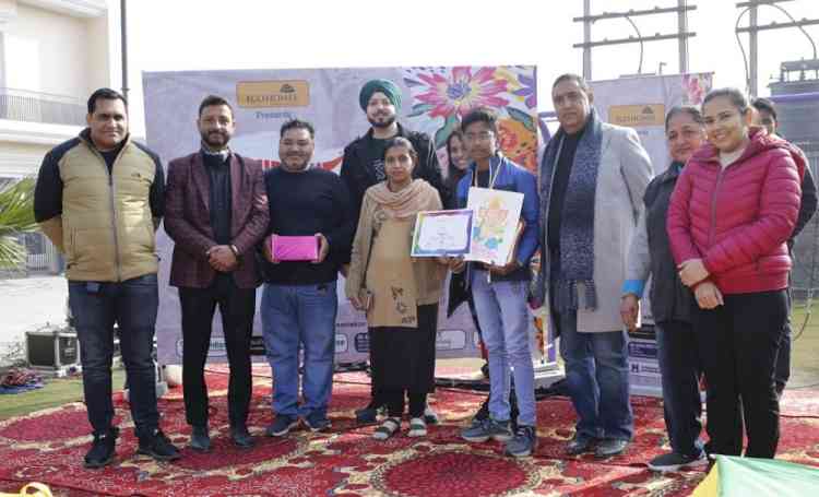 CT World student bags first position in the Mirchi Painting competition