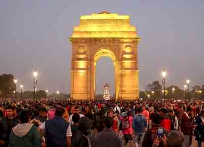 Delhi: People throng India Gate, Connaught Place on New Year eve