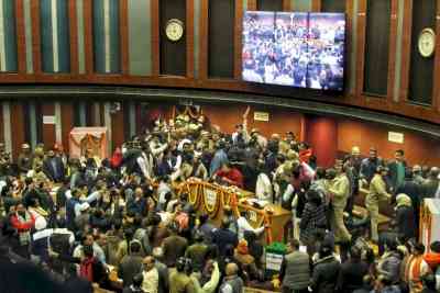 MCD House adjourned as AAP, BJP councillors clash