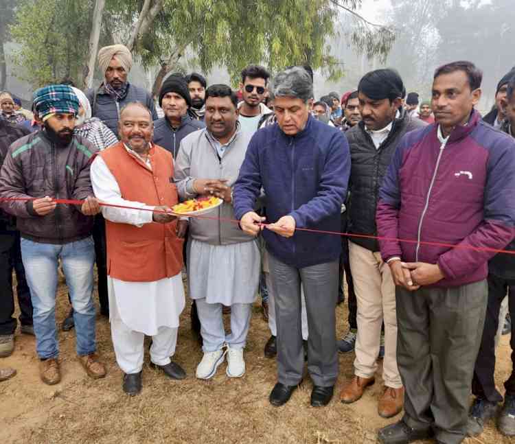 MP Tewari inaugurates an open air gym set up in Small Flats, Maloya