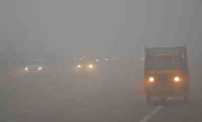 Delhi-NCR turns into 'Gas Chamber', Gurugram's AQI at 529